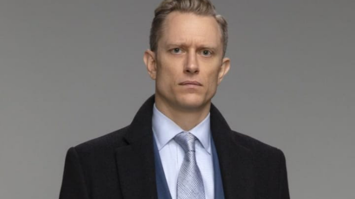 Stargirl’s Neil Jackson creates a different kind of CW villain