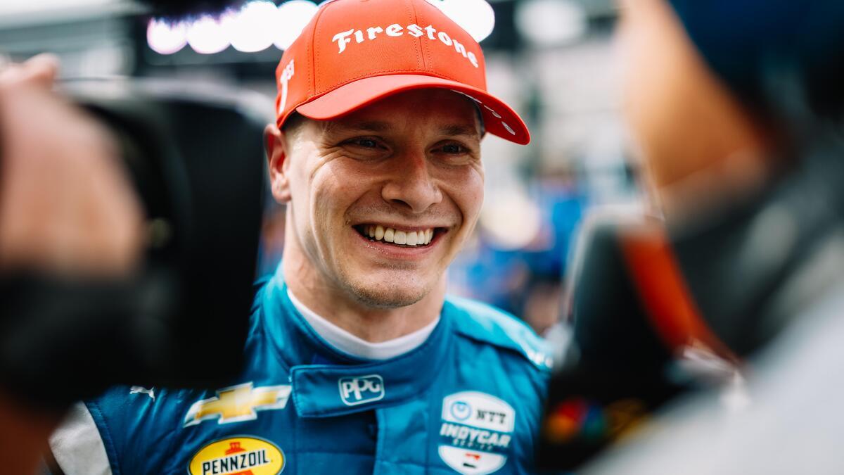 Josef Newgarden doesn't let IndyCar track, crew changes stop him