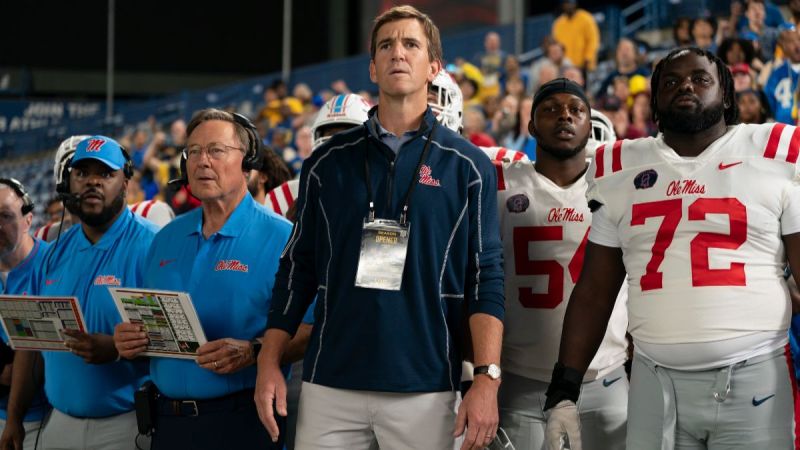 Eli Manning appears in Chad Powers season 1, episode 3. (Photo Credit: Courtesy of Hulu.)