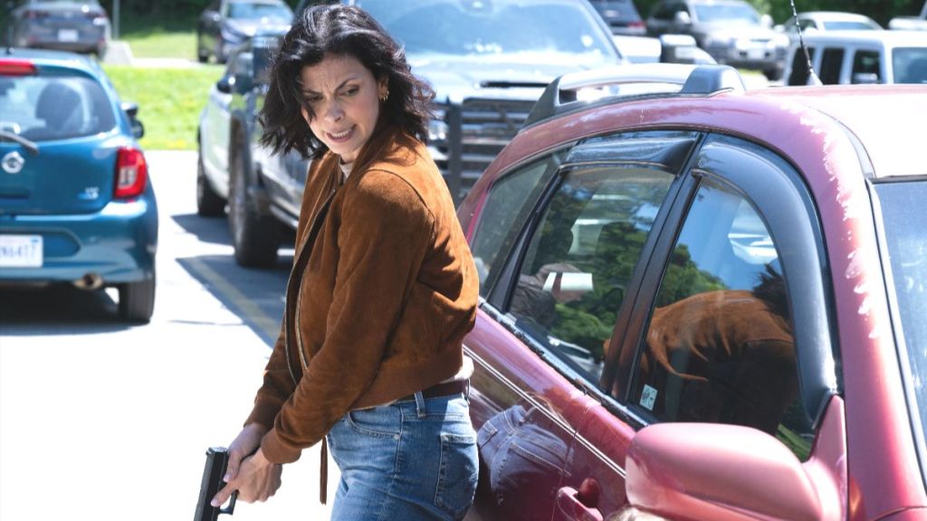 Actor Morena Baccarin as Mickey Fox in Sheriff Country season 1 episode 5. (Photo Credit: Courtesy of CBS.)