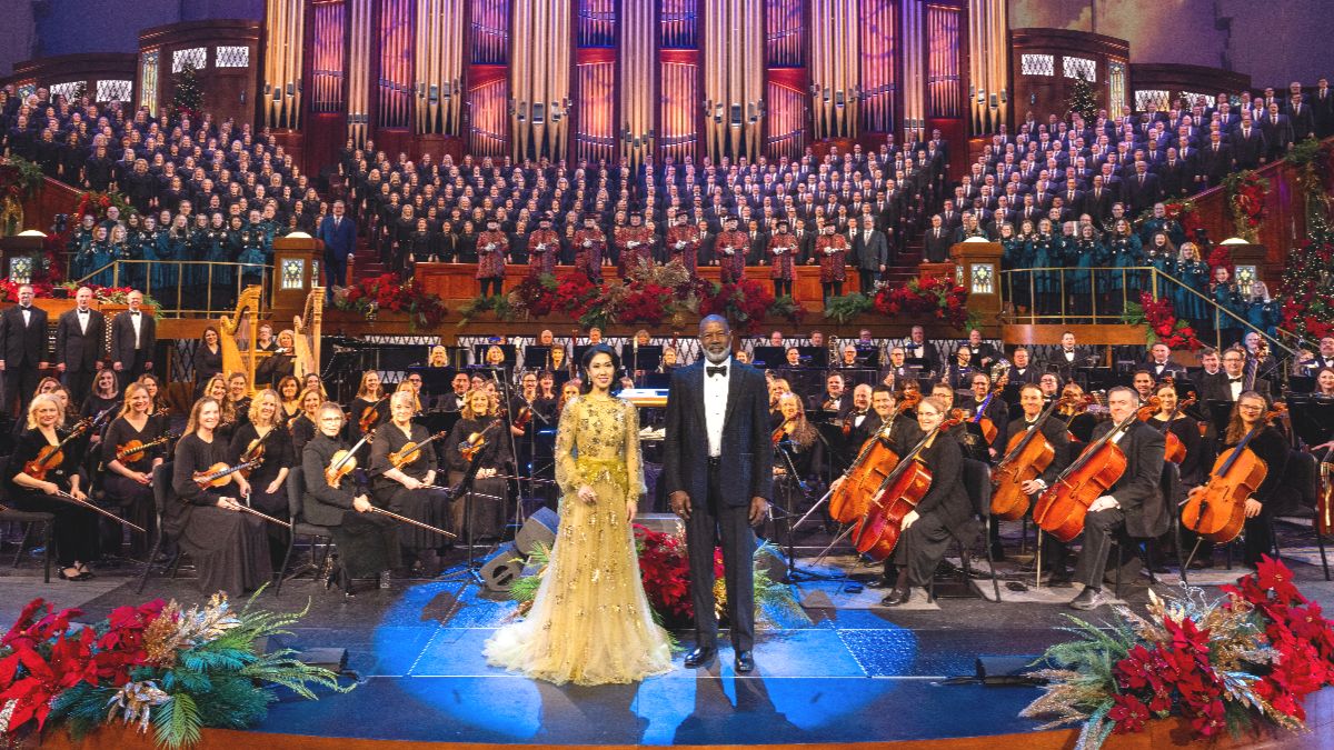 Ruthie Ann Miles and Dennis Haysbert reflect on celebrating Christmas with the Tabernacle Choir