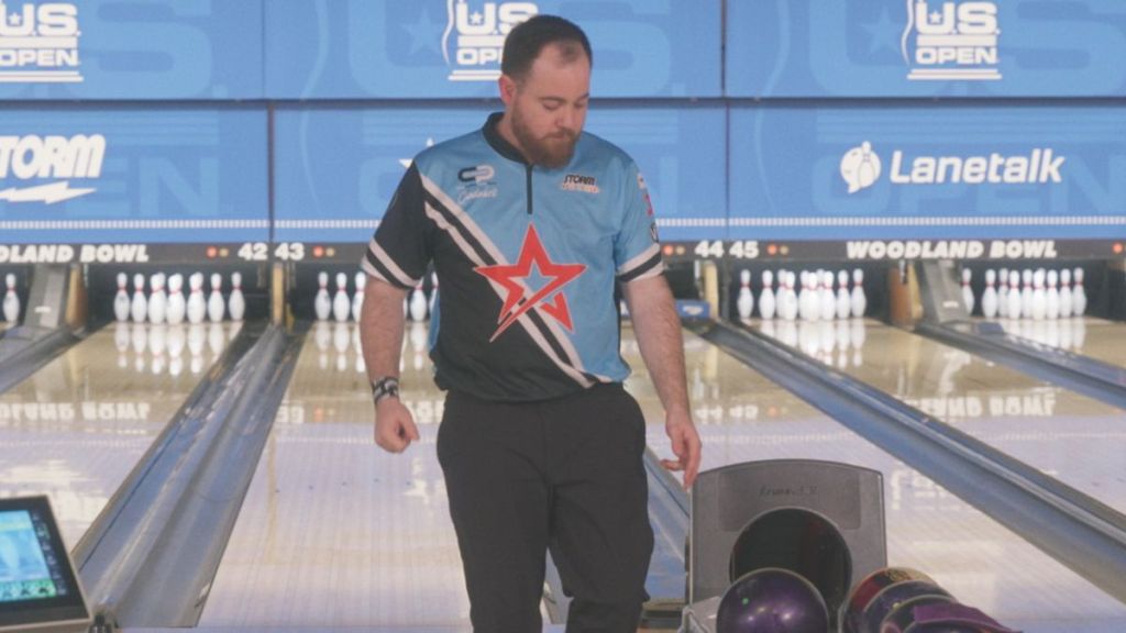 Professional bowler Anthony Simonsen in the HBO series Born to Bowl. (Photo Credit: Courtesy of HBO.)
