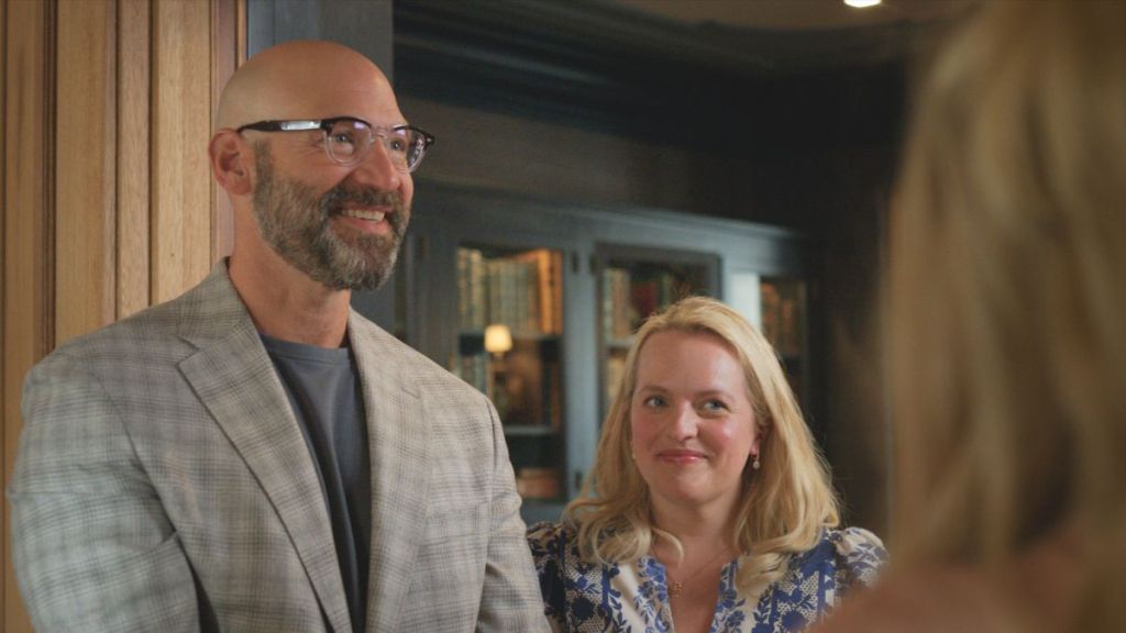 Corey Stoll as Howard and Elisabeth Moss as Mary in the Apple TV series Imperfect Women. (Photo Credit: Courtesy of Apple.)