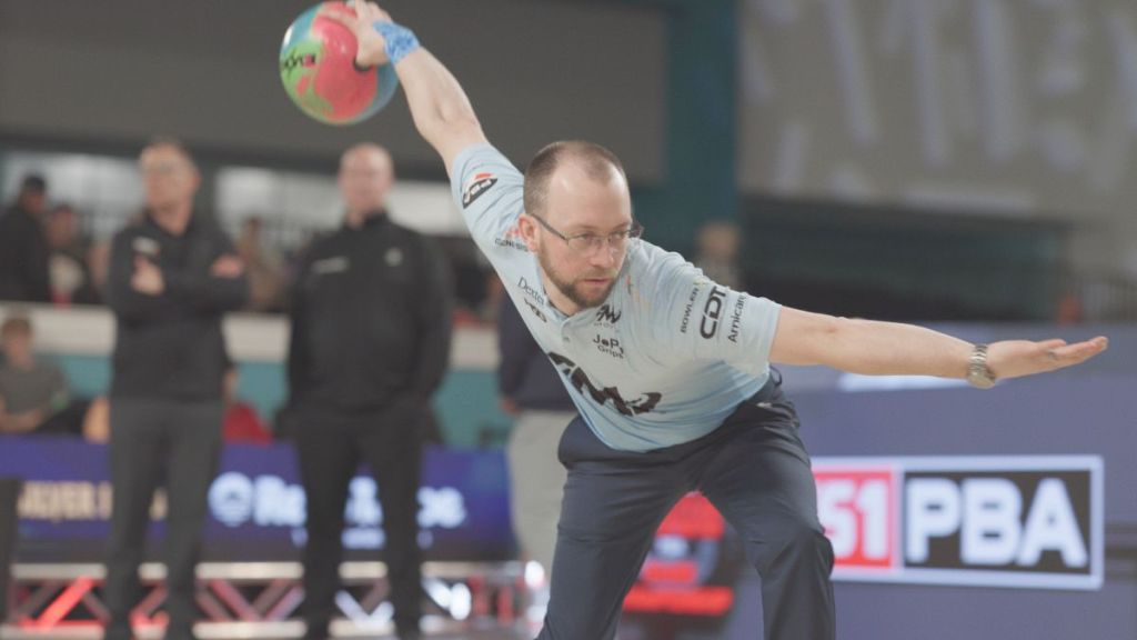 Professional bowler E.J. Tackett in the HBO series Born to Bowl. (Photo Credit: Courtesy of HBO.)