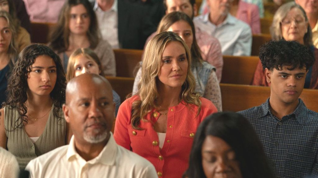 It’s Not Like That stars Erinn Hayes and JR Ramirez tell how they see David and Lori’s&nbsp;relationship