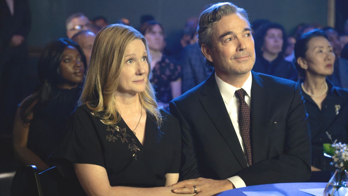Laura Linney as Kristin Forrest Bean and Jon Tenney as Jon Bean in American Classic. (Photo Credit: Courtesy of MGM+.)
