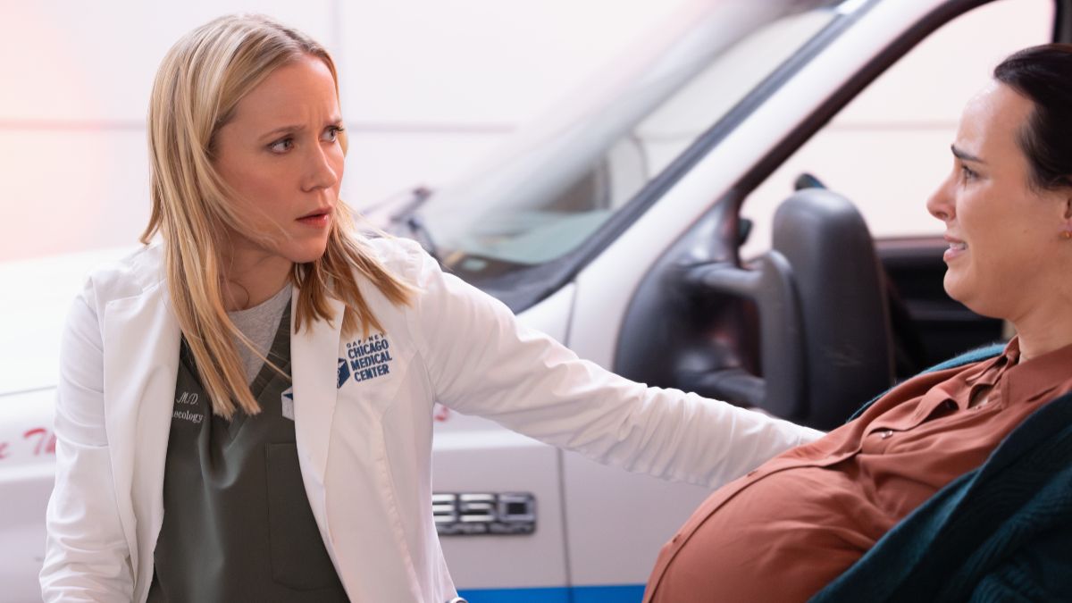 Jessy Schram as Hannah Asher and Molly Hagen as Giselle Dutton in Chicago Med season 11 episode 19. (Photo Credit: Courtesy of NBC.)